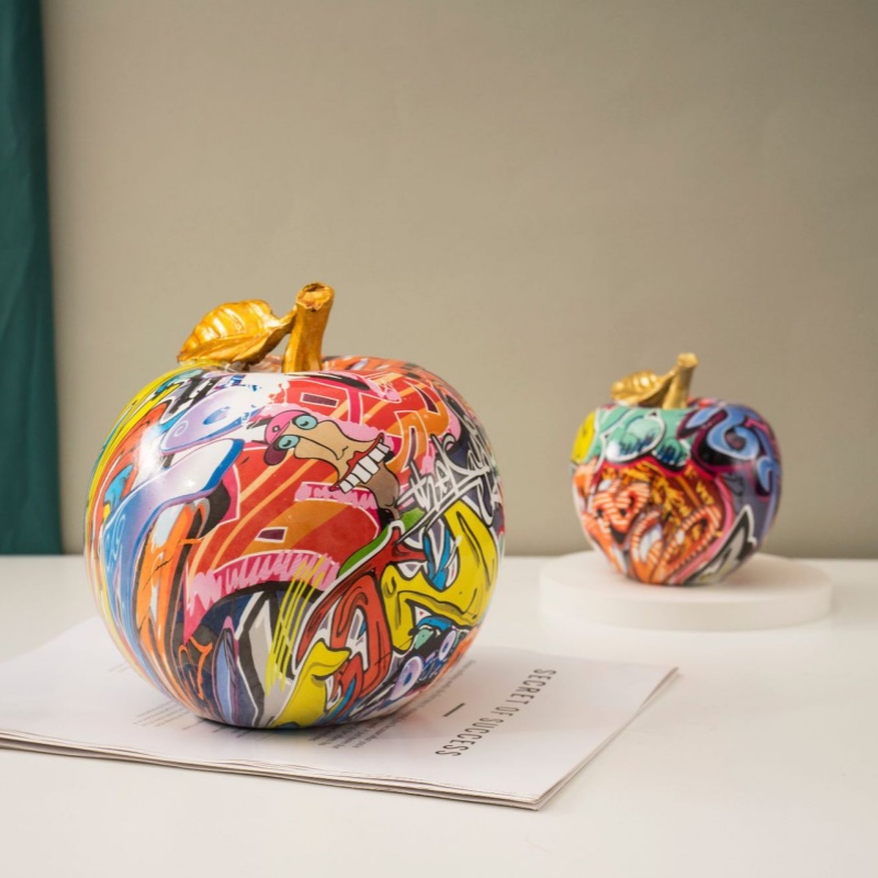 Aesthetic Graffiti Apple Sculp - Resin Art Aesthetic recension och pris